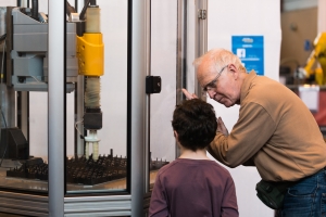Le robot TS60 fabriqué par Stäubli en pleine action